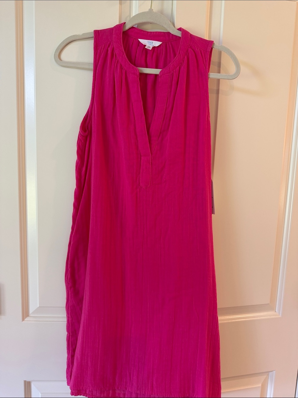 Time and Tru Sleeveless Split-V Tunic in Bright Pink